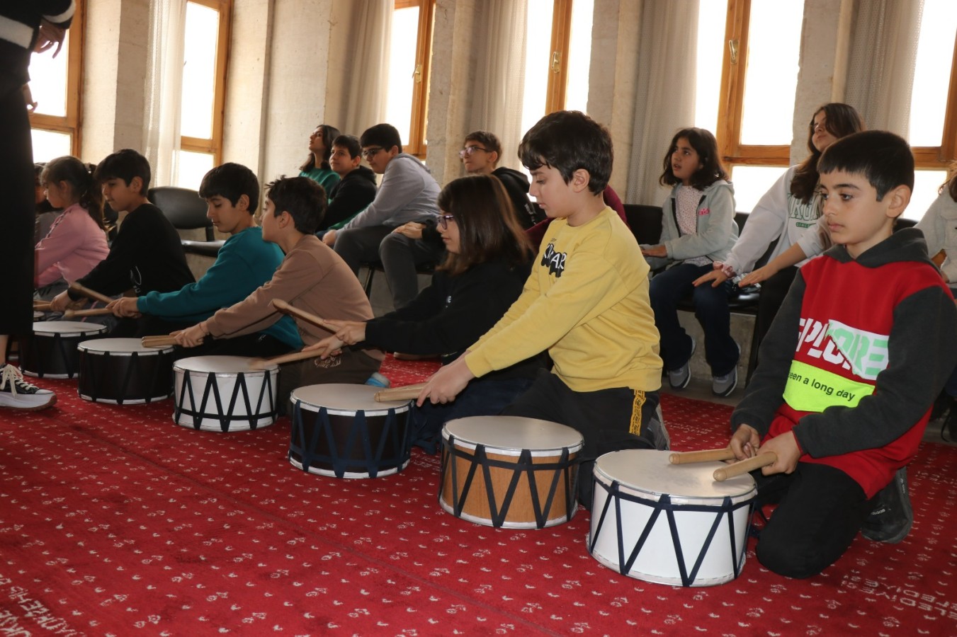 Büyükşehir çocuk konservatuarında çocuklara müzik eğitimi veriliyor
